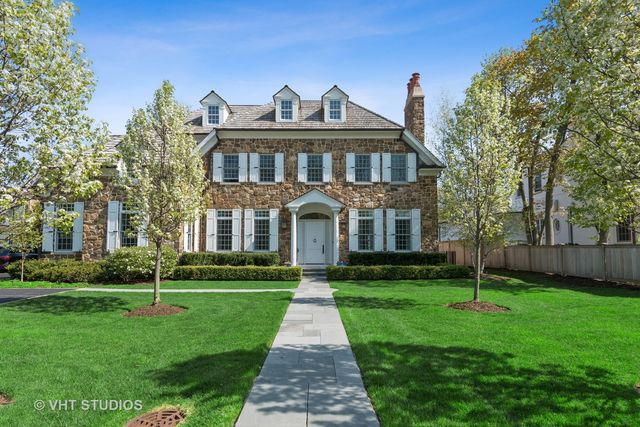 $2,725,000 | 174 Beach Road, Glencoe, IL 60022