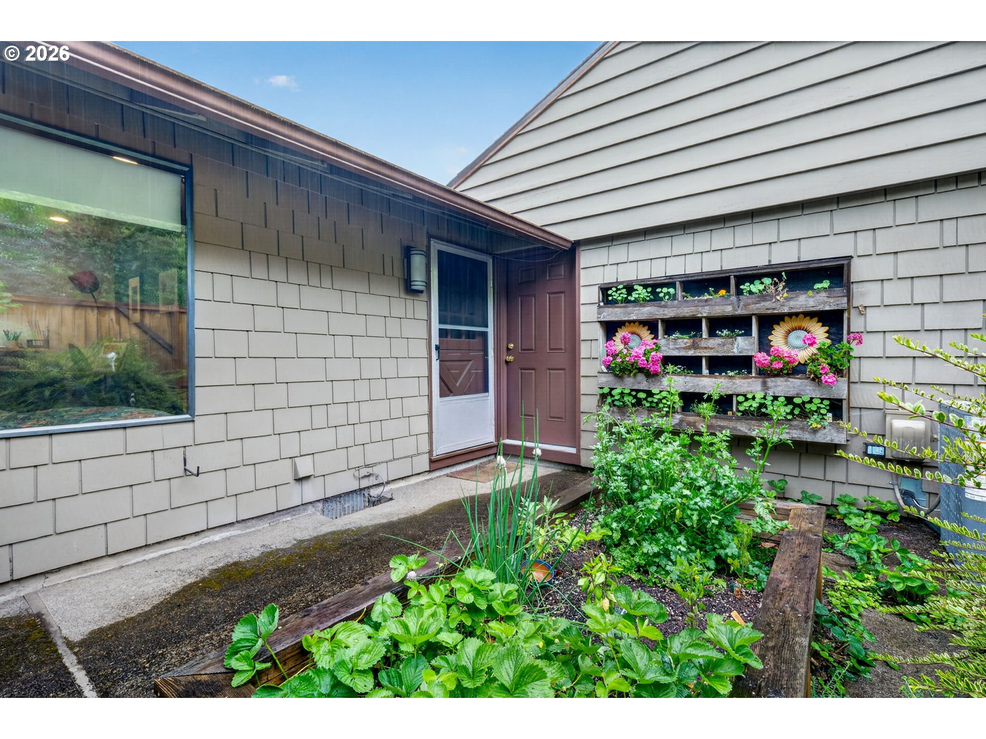4654 Southwest Flower Place Portland, OR 97221 - Photo 29 of 39 Gallery Image 29