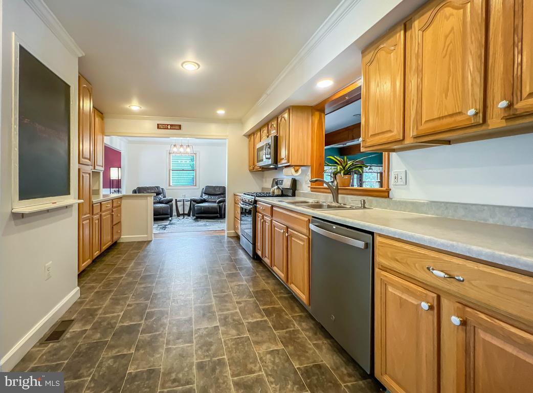 701 Chapel Road Cinnaminson, NJ 08077 - Photo 12 of 53 Pantry