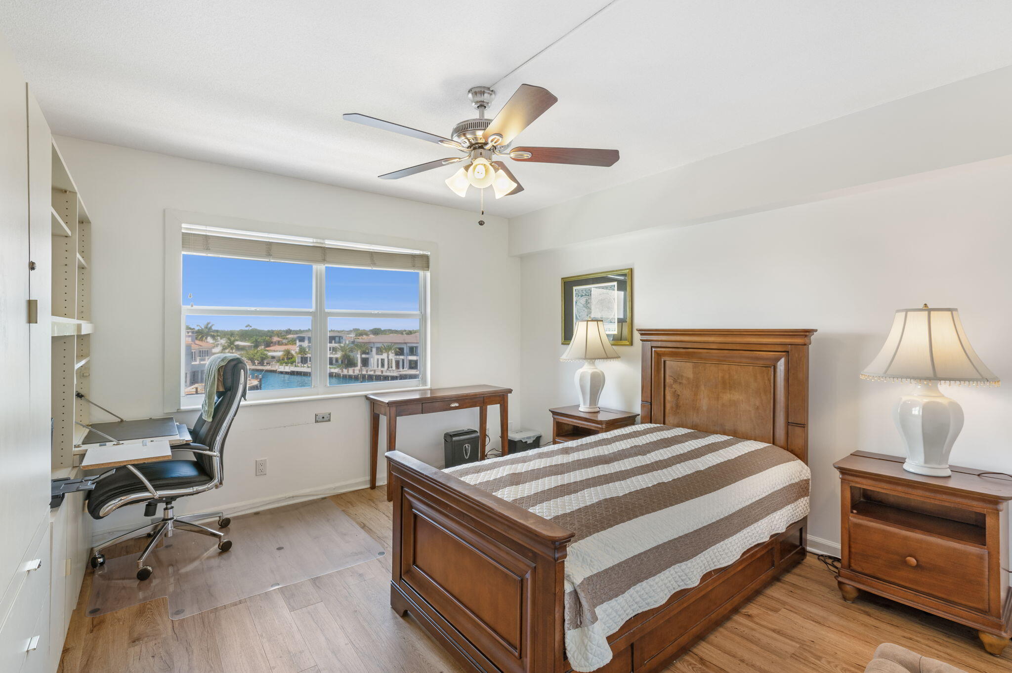 2871 North Ocean Boulevard, Unit R460 Boca Raton, FL 33431 - Photo 18 of 38 Guest Rm w INTRACOASTAL VIEWS