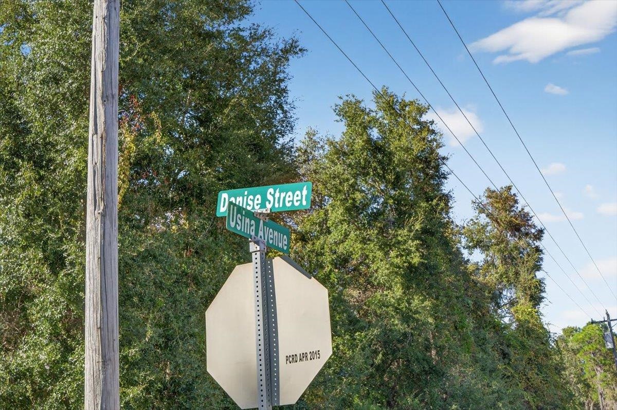 Usina Avenue Interlachen, FL 32148 - Photo 21 of 34 a sign broad on the side of the road