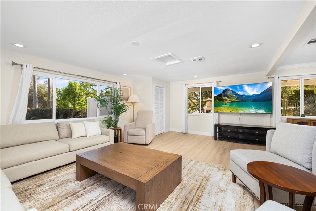 768 Ridgeside Drive Monrovia, CA 91016 - Photo 15 of 53