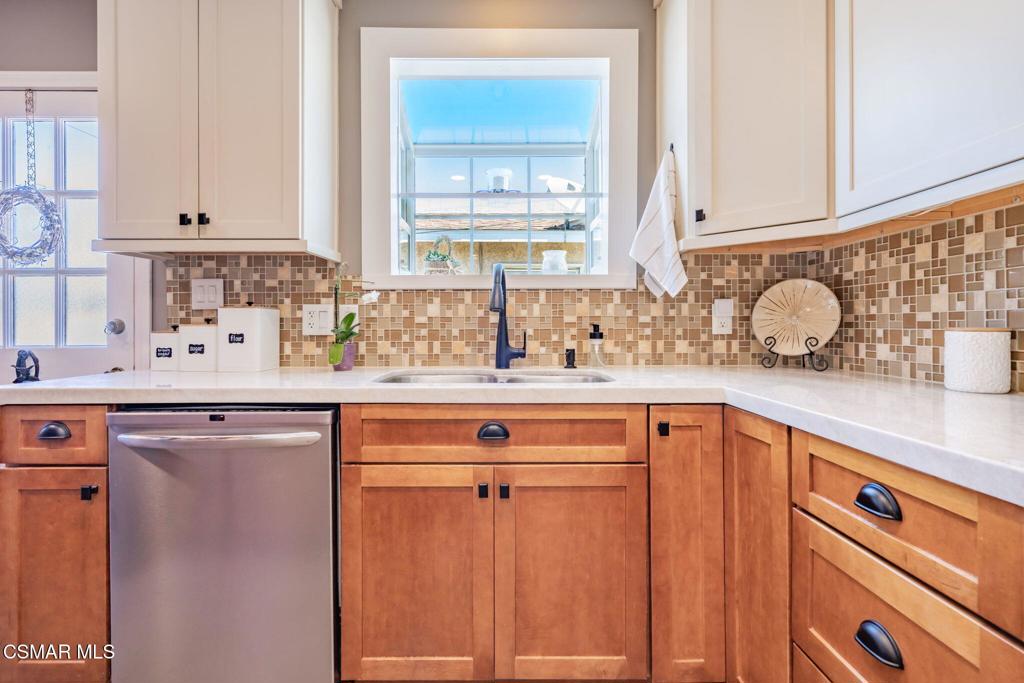 18721 Doty Avenue Torrance, CA 90504 - Photo 23 of 63