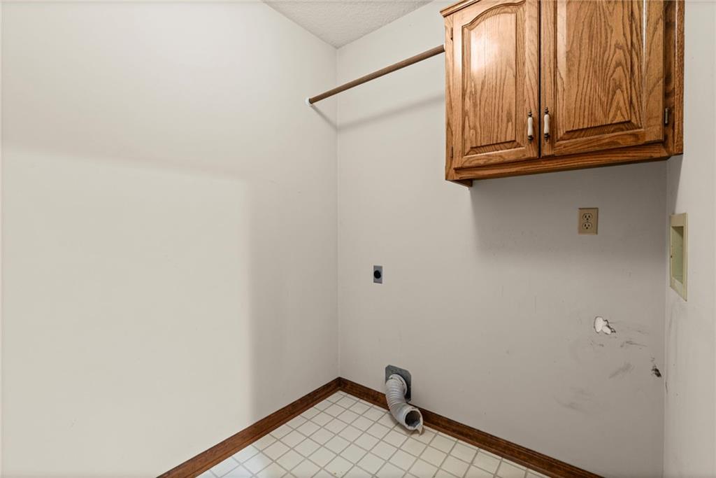 5607 North Flint Ridge Road Kansas City, MO 64151 - Photo 19 of 50 Gallery Image 19