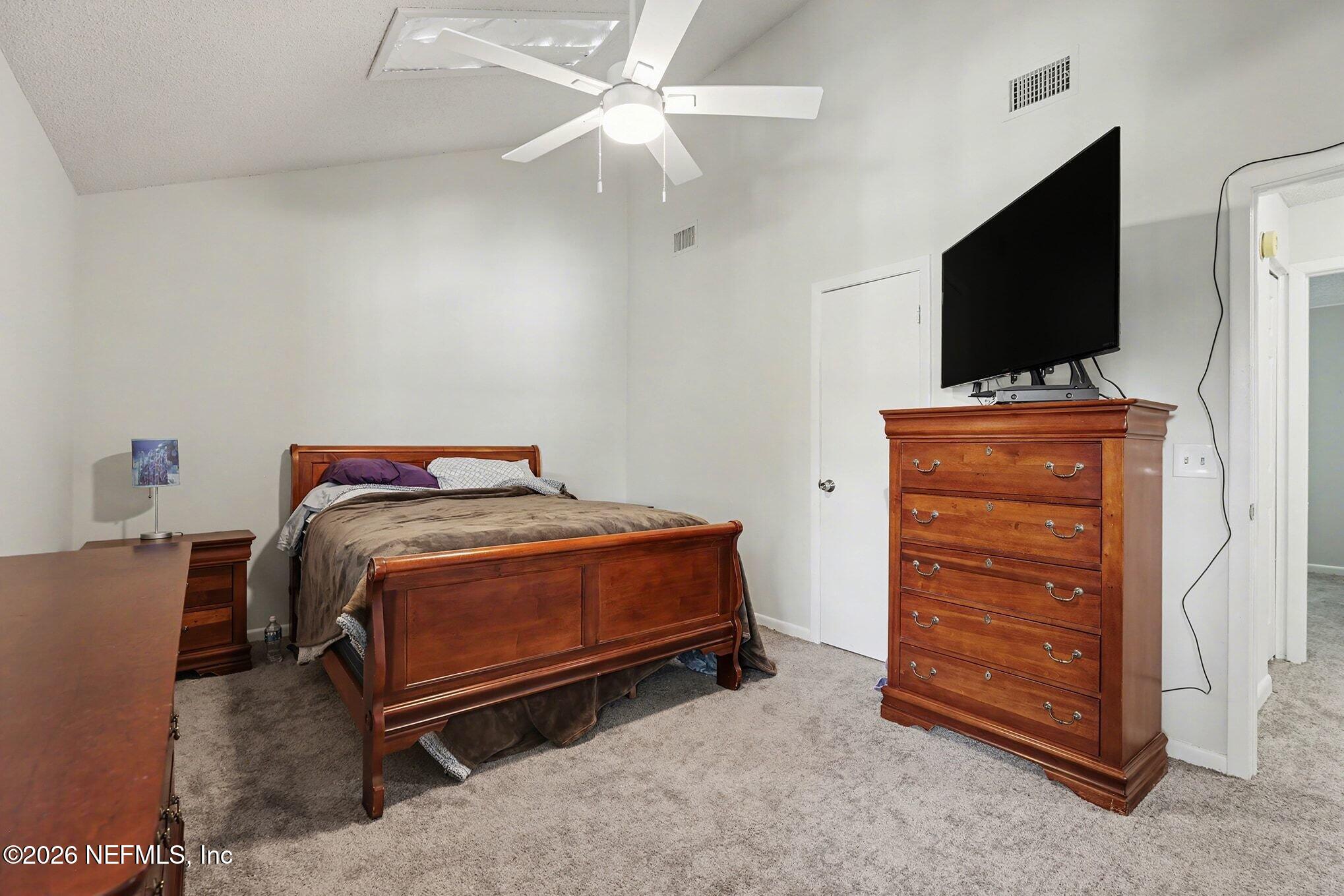 1504 Kettering Way Orange Park, FL 32073 - Photo 5 of 9 009_file_2915