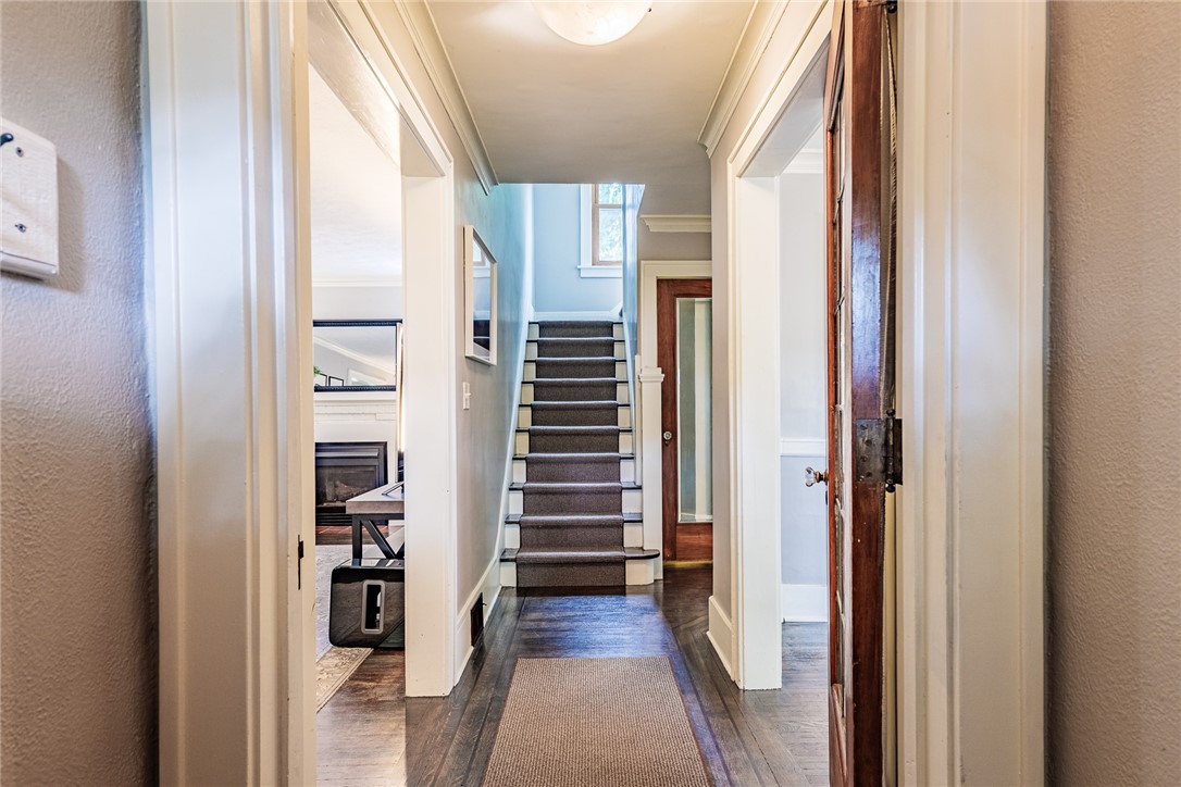 90 Elmcroft Road Rochester, NY 14609 - Photo 8 of 49 Gallery Image 8
