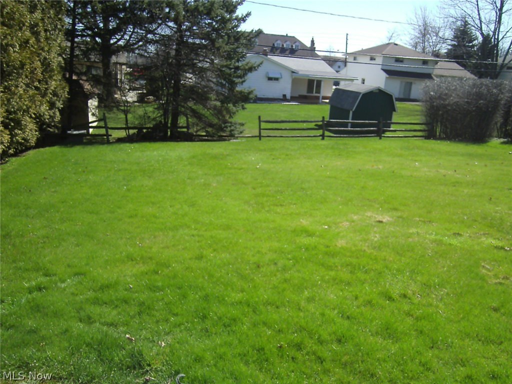 2041 Hansford Road Cleveland, OH 44124 - Photo 8 of 11 Gallery Image 8