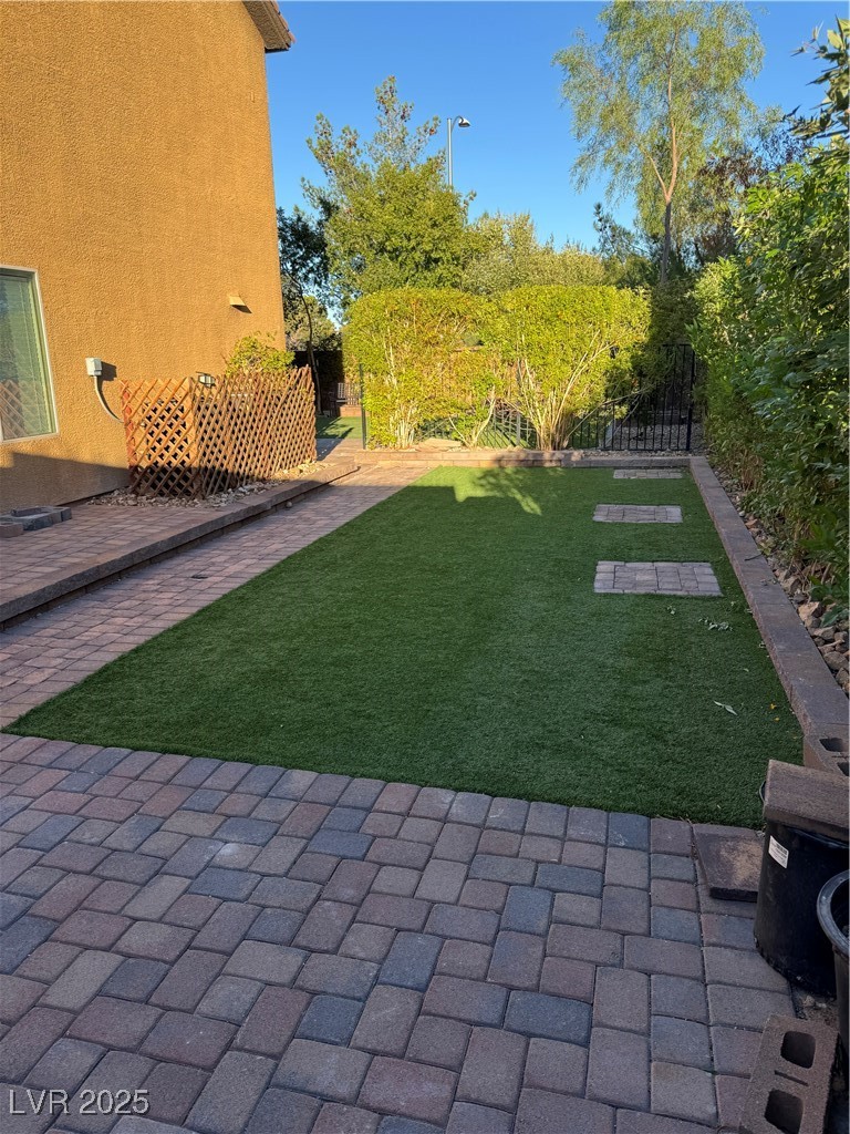 5522 Porcupine Rim Street Las Vegas, NV 89130 - Photo 26 of 28 View of yard