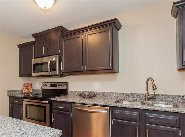 46 Evergreen Road, Unit 201 Northampton, MA 01053 - Photo 8 of 24 Gallery Image 8