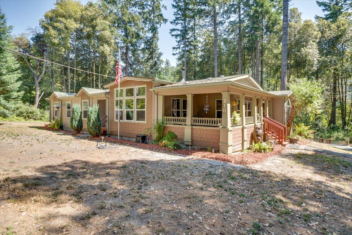 210 Bar W Ranch Road Carlotta, CA 95528 - Photo 1 of 50 Gallery Image 1
