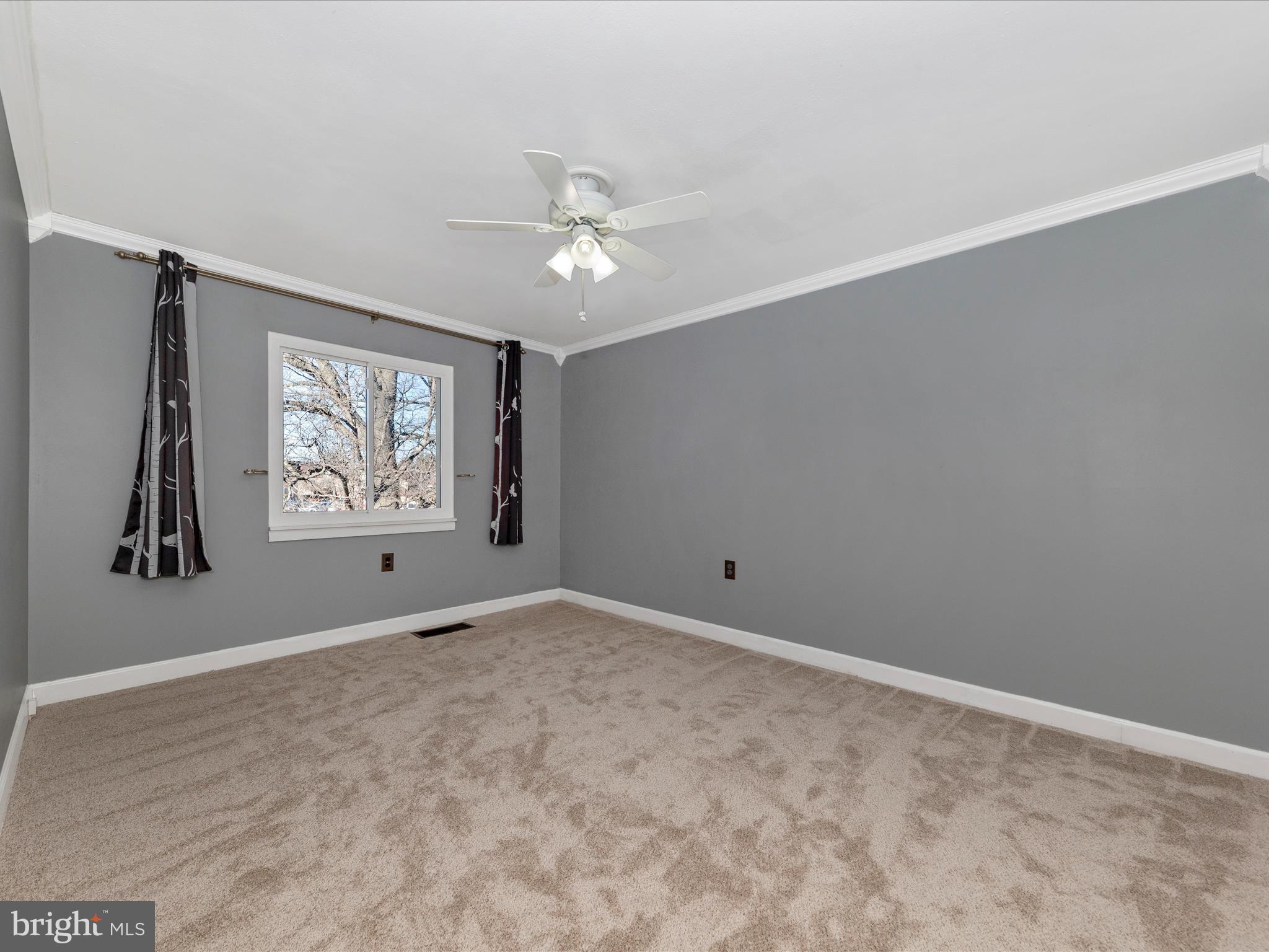 9629 Horizon Run Road, Unit 2D Gaithersburg, MD 20886 - Photo 31 of 53 Bedroom 3