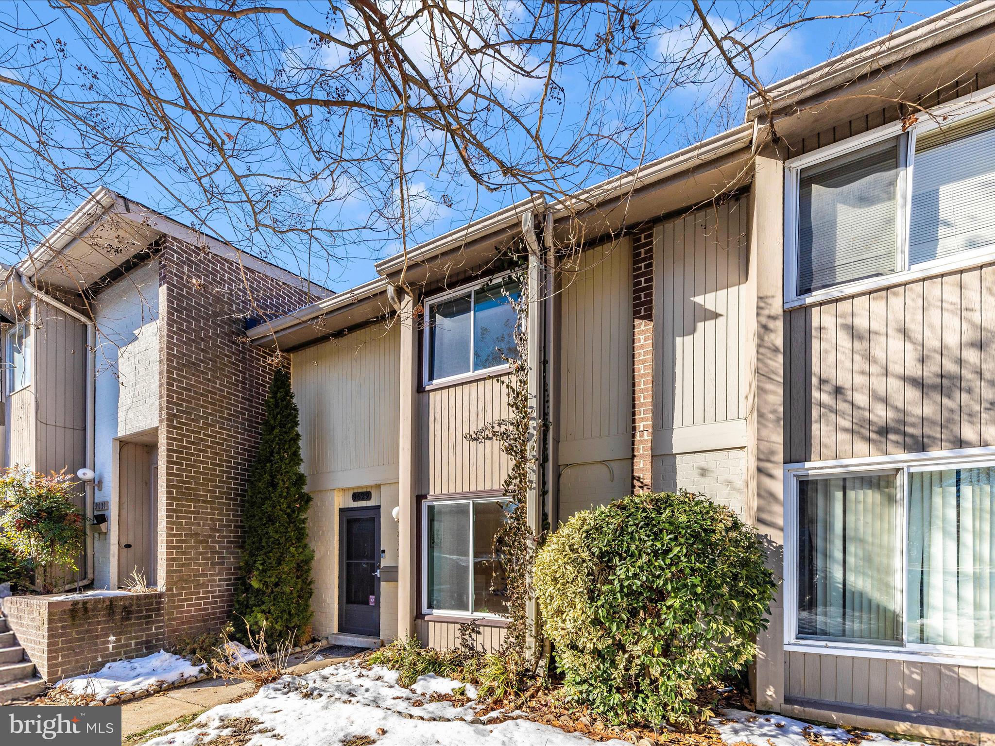 9629 Horizon Run Road, Unit 2D Gaithersburg, MD 20886 - Photo 38 of 53 Exterior Front