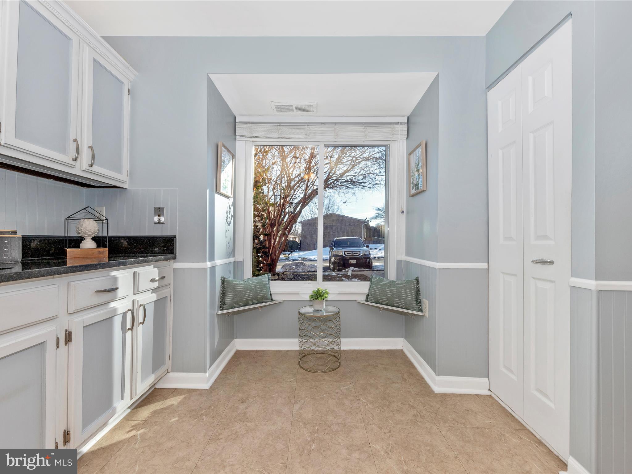9629 Horizon Run Road, Unit 2D Gaithersburg, MD 20886 - Photo 8 of 53 Eating Area