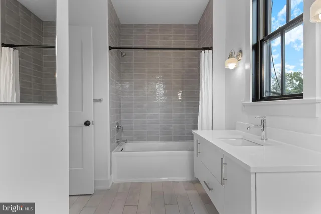 $1,250,000 | 207 Willow Avenue, Wayne, PA 19087