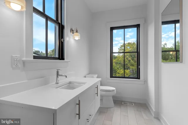 $1,250,000 | 207 Willow Avenue, Wayne, PA 19087