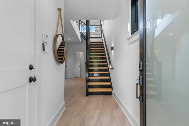 $1,250,000 | 207 Willow Avenue, Wayne, PA 19087