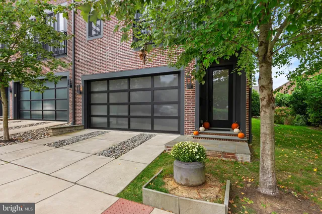 $1,250,000 | 207 Willow Avenue, Wayne, PA 19087