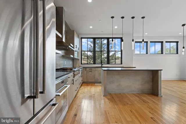 $1,250,000 | 207 Willow Avenue, Wayne, PA 19087