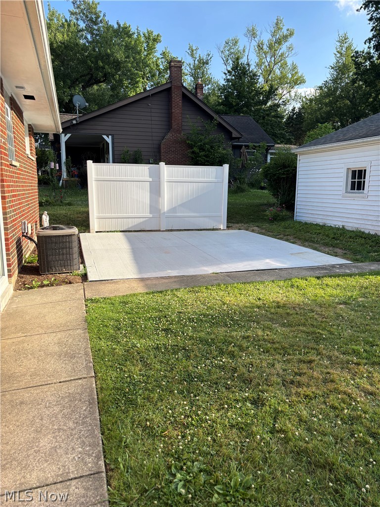 1574 Sunview Road Lyndhurst, OH 44124 - Photo 20 of 21