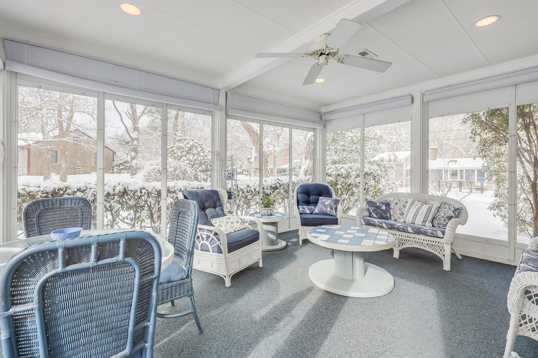 Heated porch