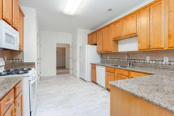 $310,000 | 3402 Raes Creek Road, Unit 27, Marietta, GA 30008