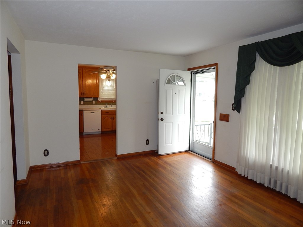 1585 Rush Road Wickliffe, OH 44092 - Photo 11 of 30 Gallery Image 11