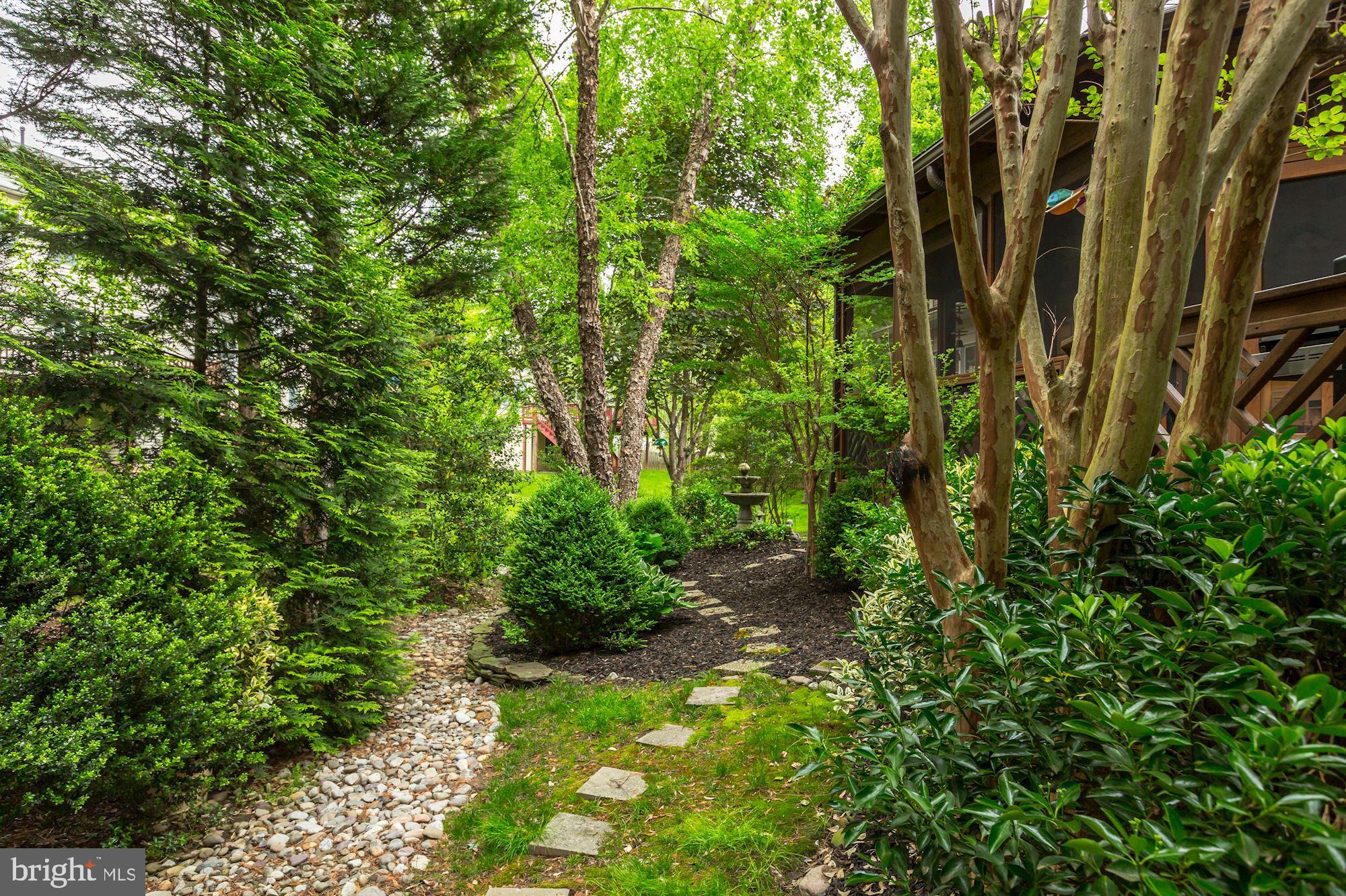 10998 Clover Hunt Court Reston, VA 20194 - Photo 25 of 55 Gallery Image 25