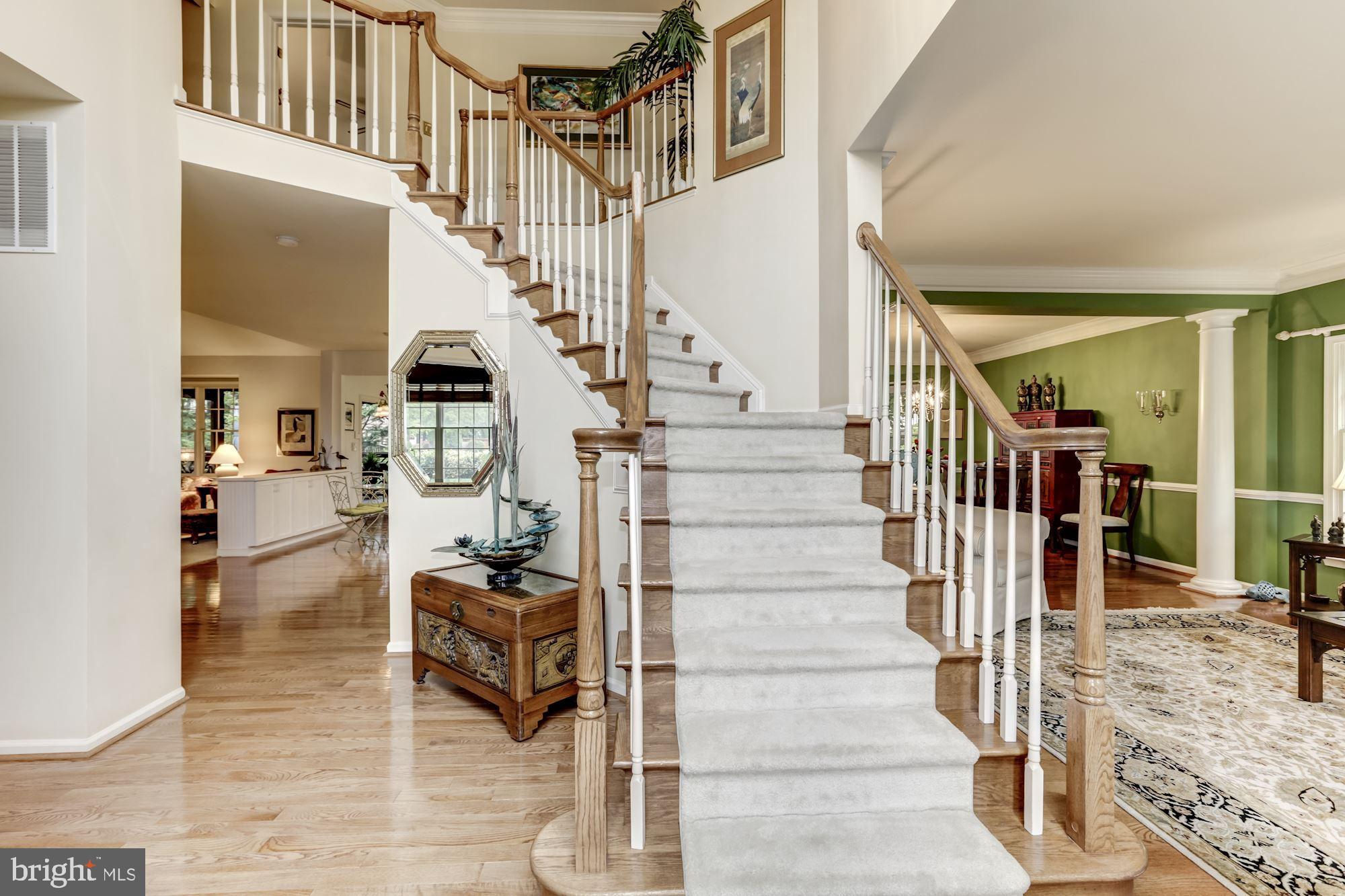 10998 Clover Hunt Court Reston, VA 20194 - Photo 4 of 55 Gallery Image 4