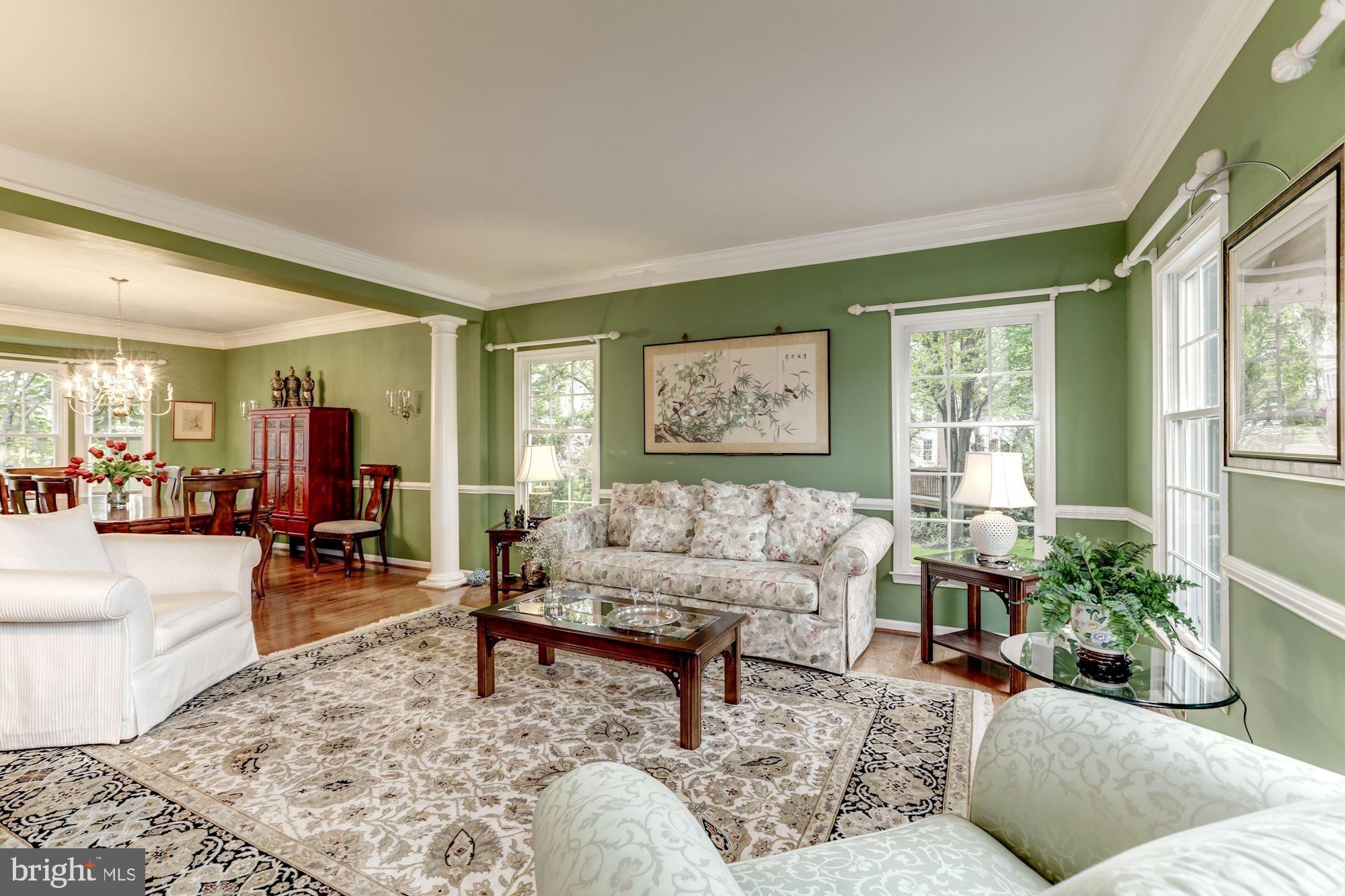 10998 Clover Hunt Court Reston, VA 20194 - Photo 5 of 55 Gallery Image 5