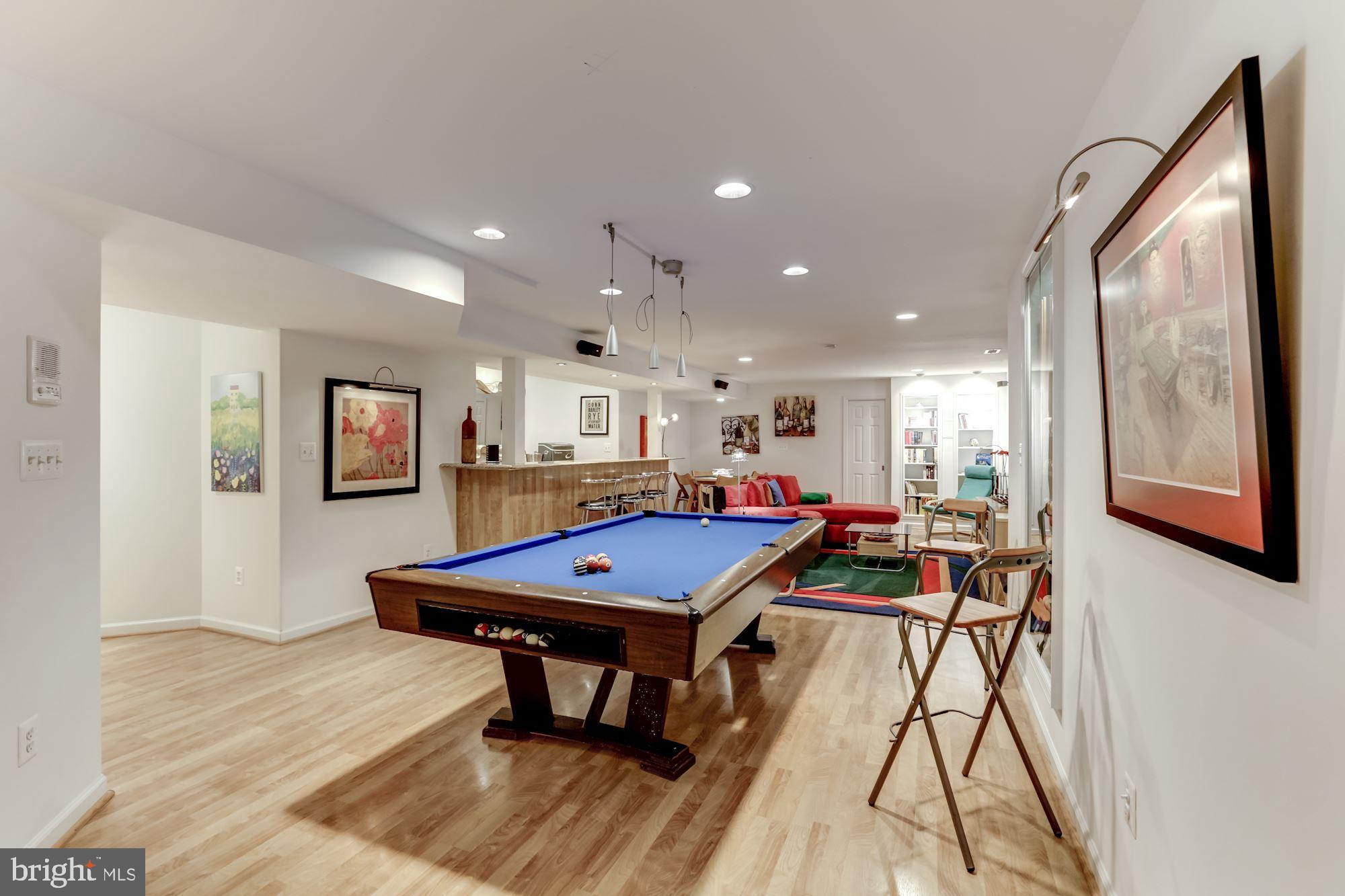 10998 Clover Hunt Court Reston, VA 20194 - Photo 43 of 55 Gallery Image 43