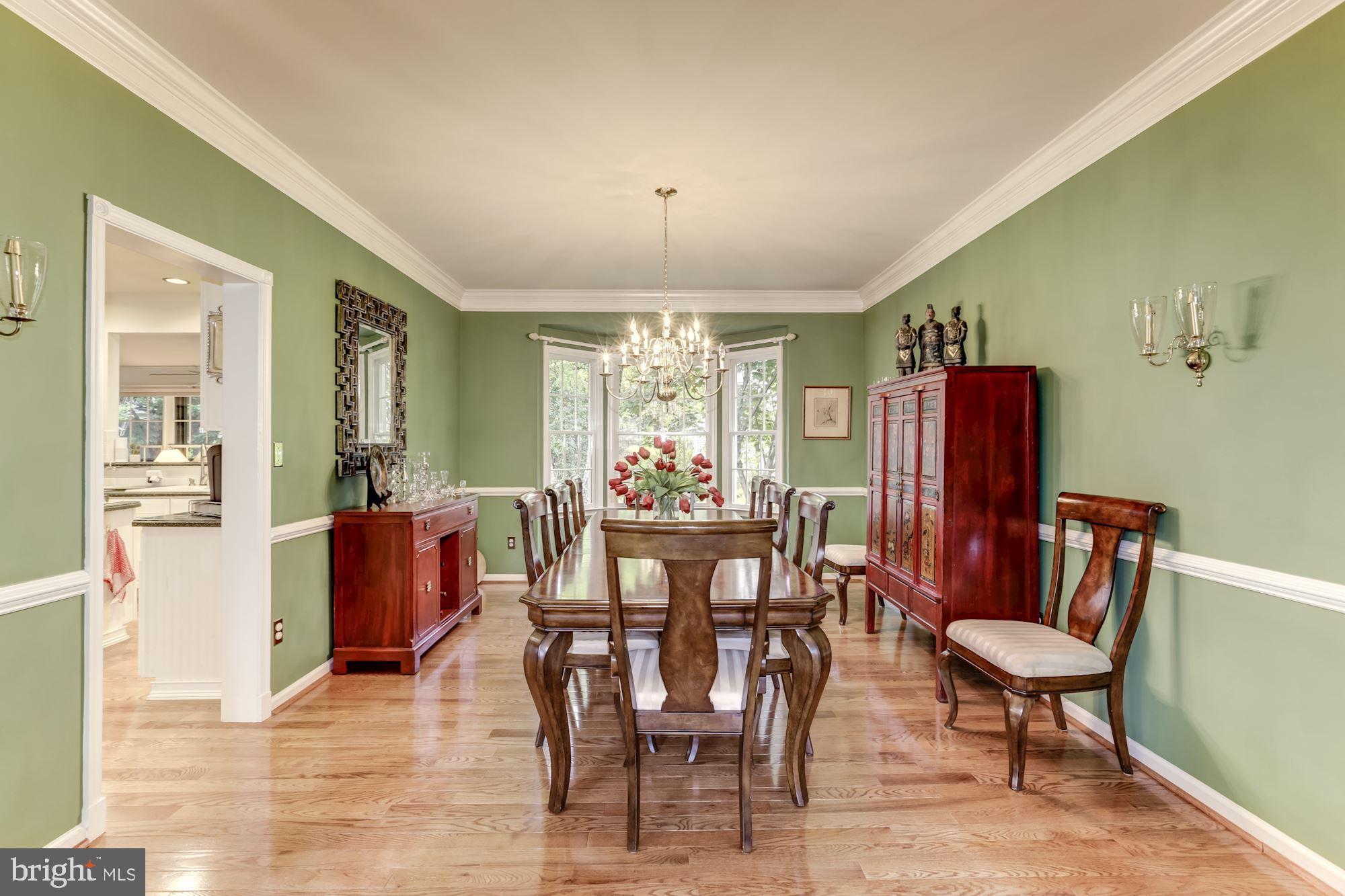 10998 Clover Hunt Court Reston, VA 20194 - Photo 9 of 55 Gallery Image 9