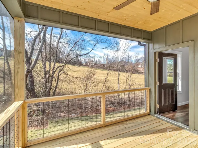 $405,000 | 171 Peyton Elaine Road, Clyde, NC 28721