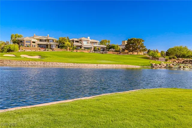 $2,820 | 29 Brandermill Drive, Henderson, NV 89052