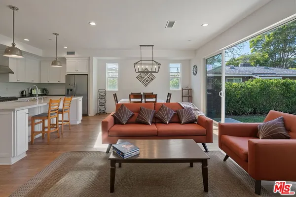 $9,899 | 10833 Tabor Street, Los Angeles, CA 90034