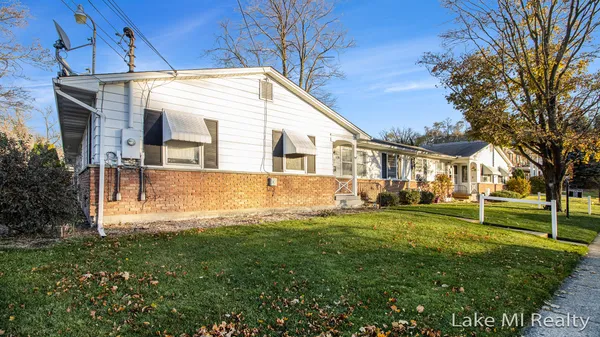 $65,900 | 2130 Banner Drive Southwest, Unit 21, Wyoming, MI 49509