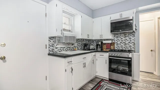 $65,900 | 2130 Banner Drive Southwest, Unit 21, Wyoming, MI 49509