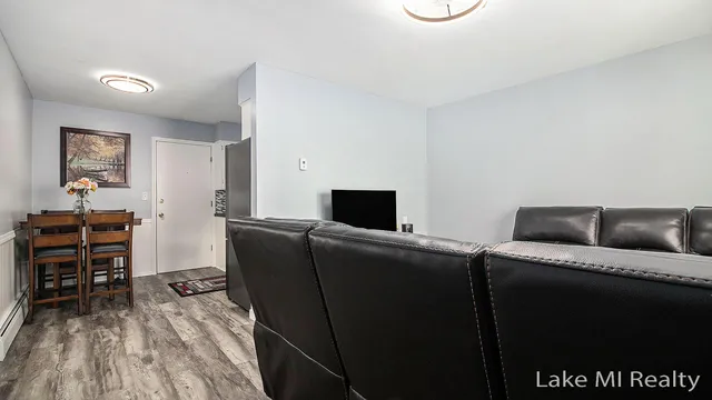 $65,900 | 2130 Banner Drive Southwest, Unit 21, Wyoming, MI 49509