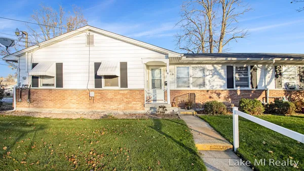 $65,900 | 2130 Banner Drive Southwest, Unit 21, Wyoming, MI 49509