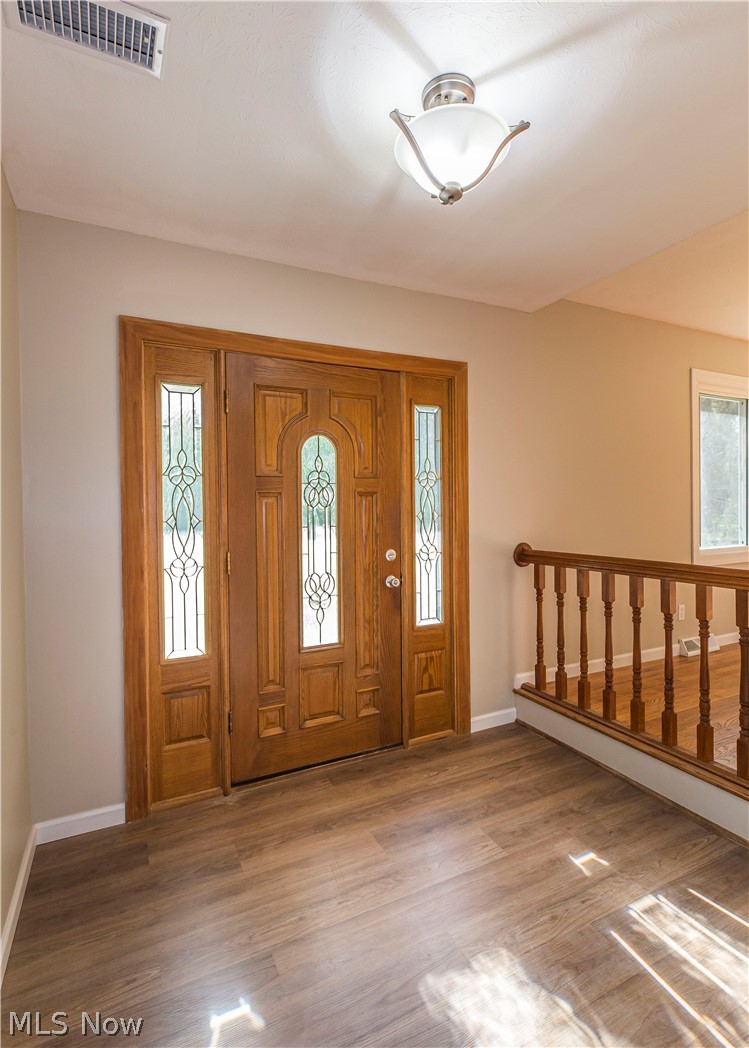 7245 Kingsview Road Northfield, OH 44067 - Photo 2 of 35 Gallery Image 2