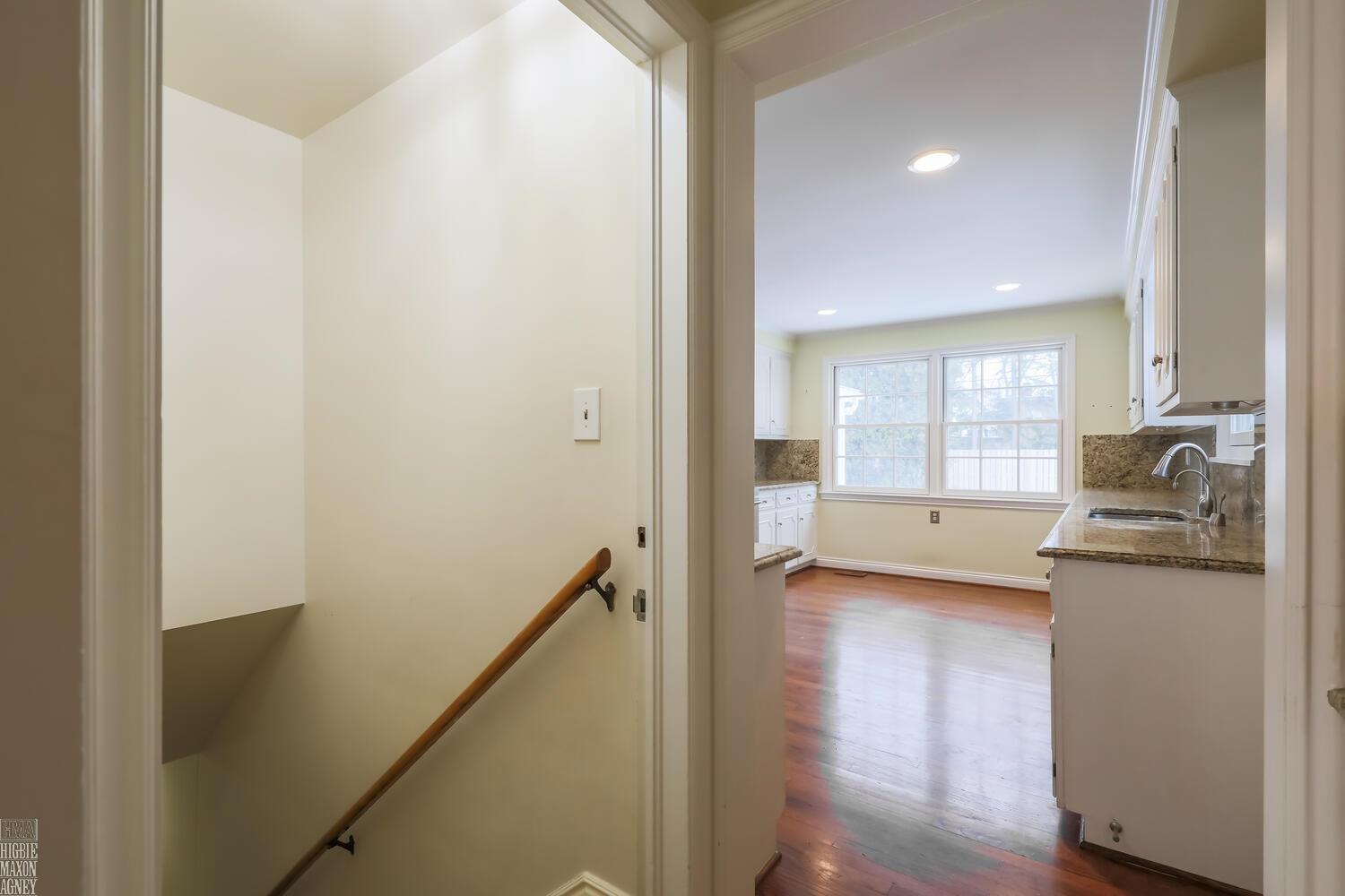 206 Stephens Road Grosse Pointe, MI 48236 - Photo 14 of 44 50164019-4dcac1b3-d0ff-474e-bcfe-c66849801059.JPG