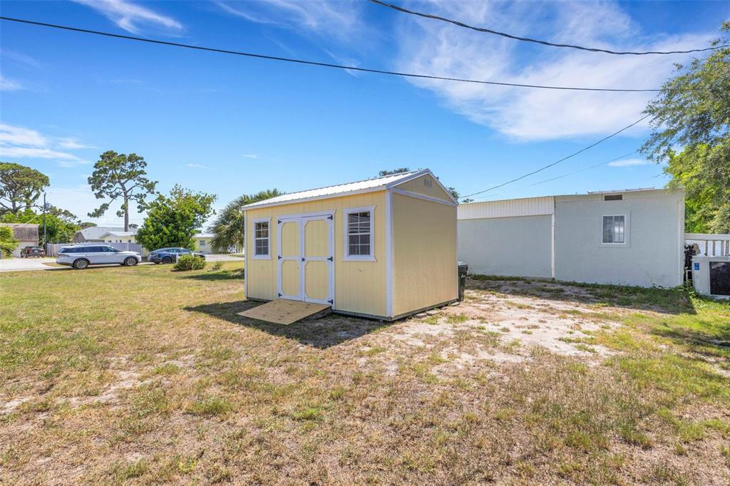 5231 Pompano Road Venice, FL 34293 - Photo 27 of 31