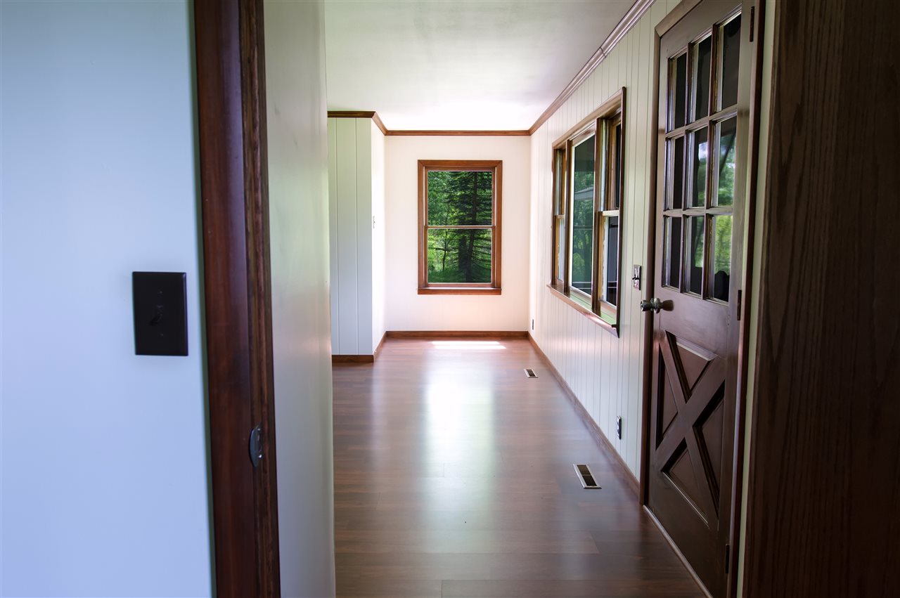 1731 South Shepherd Road Mount Pleasant, MI 48858 - Photo 9 of 29 1818150-8.JPG