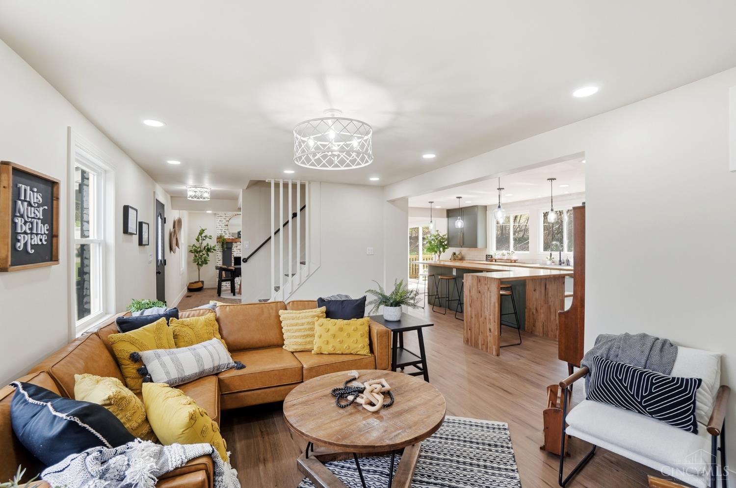 4279 Paul Road Cincinnati, OH 45238 - Photo 4 of 50 Gallery Image 4