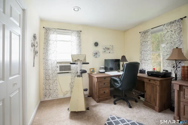 $399,900 | 180 Ascot Lane, Torrington, CT 06790