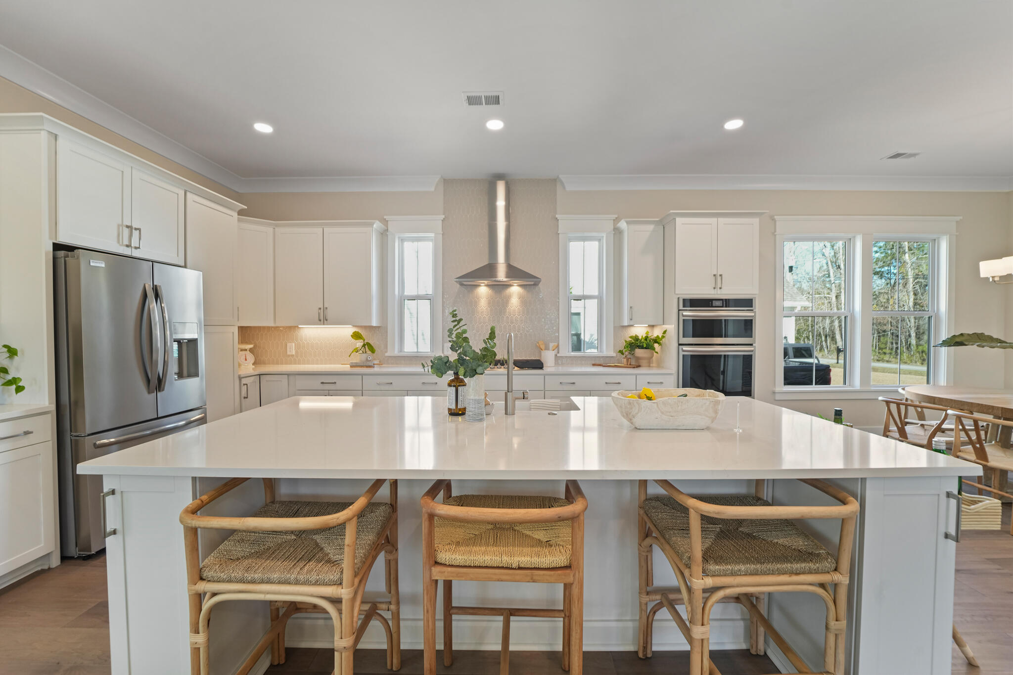 4209 Royal Harbor Road Hollywood, SC 29449 - Photo 20 of 58 Eat-in Island