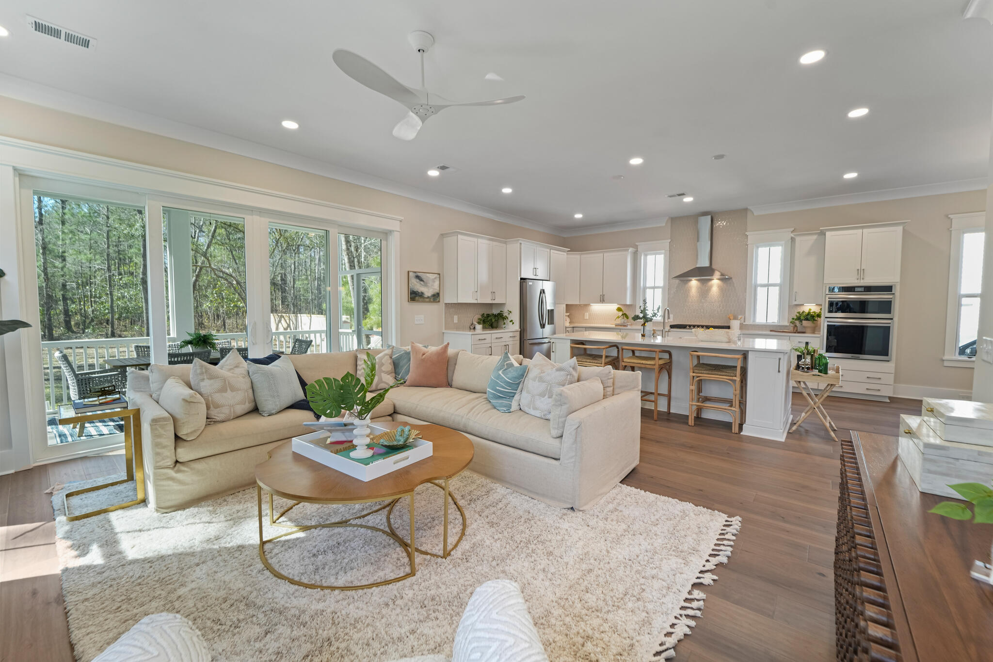 4209 Royal Harbor Road Hollywood, SC 29449 - Photo 10 of 58 living room