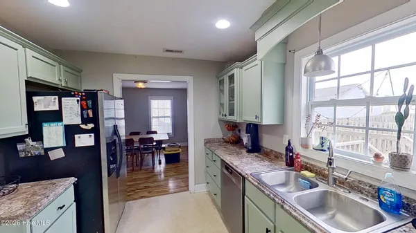 $1,800 | 209 Oak Ridge Lane, Holly Ridge, NC 28445