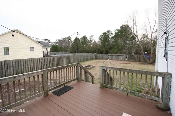 $1,800 | 209 Oak Ridge Lane, Holly Ridge, NC 28445