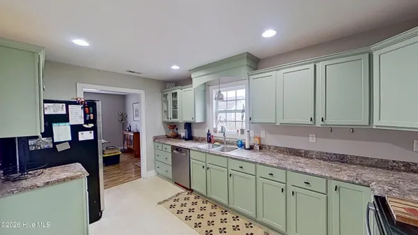 $1,800 | 209 Oak Ridge Lane, Holly Ridge, NC 28445