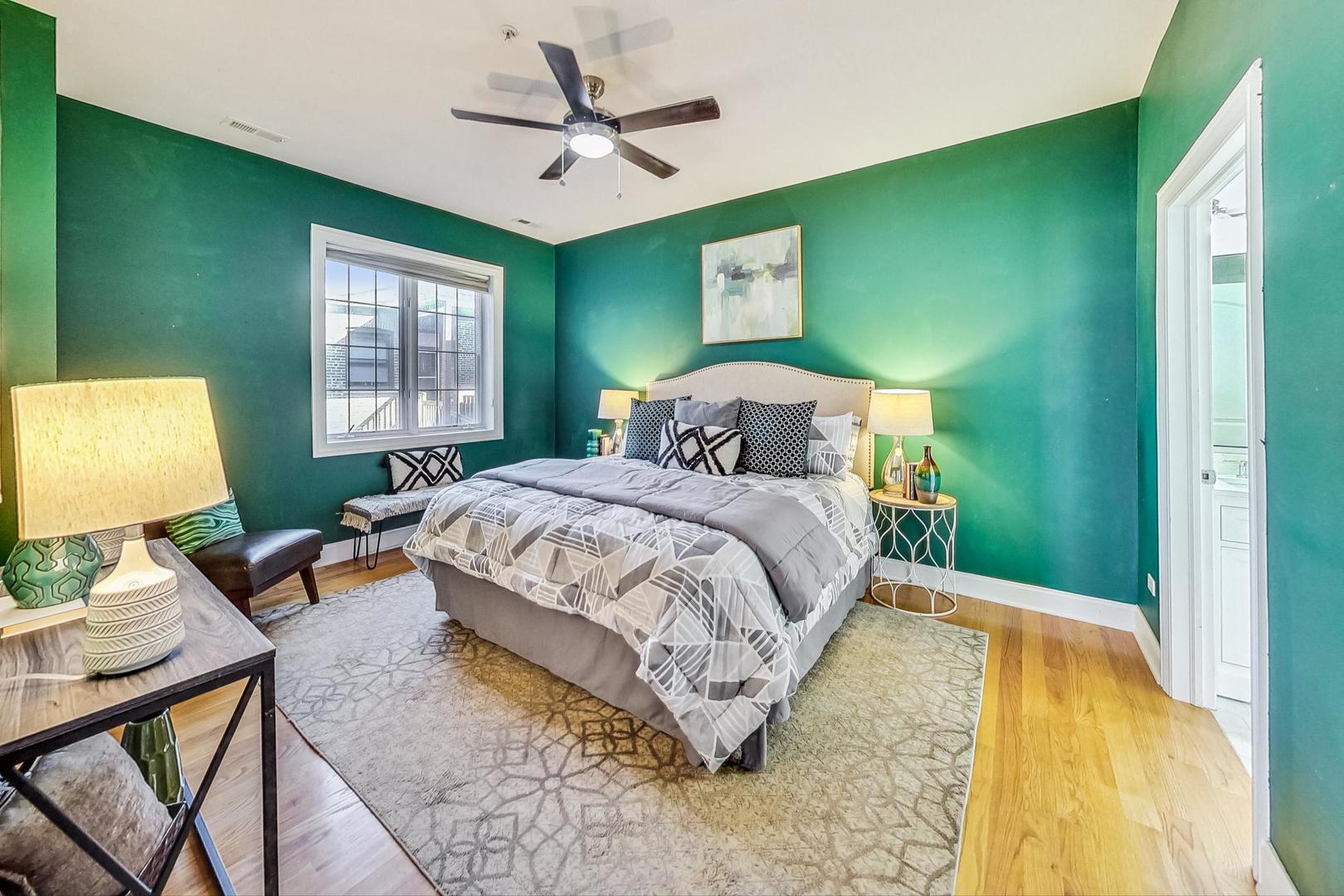 1453 West Irving Park Road, Unit 302 Chicago, IL 60613 - Photo 12 of 22 Gallery Image 12